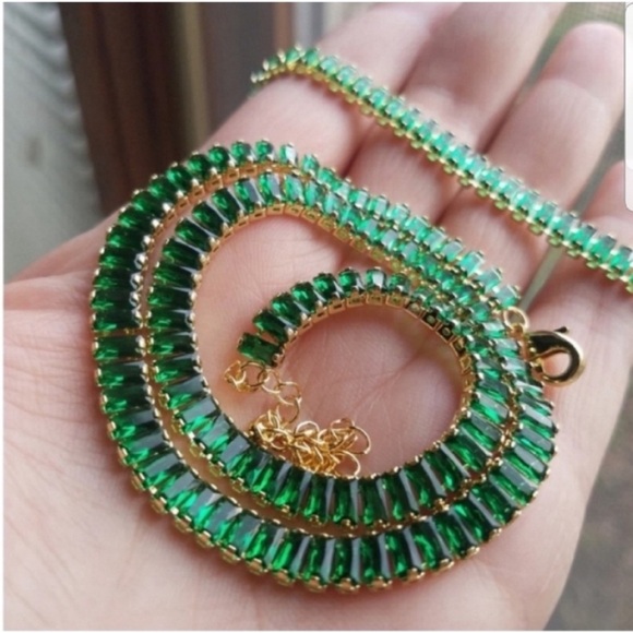 Swarovski Elements Gold Emerald Green Emerald-cut Baguette Tennis Bracelet NEW - Picture 8 of 13